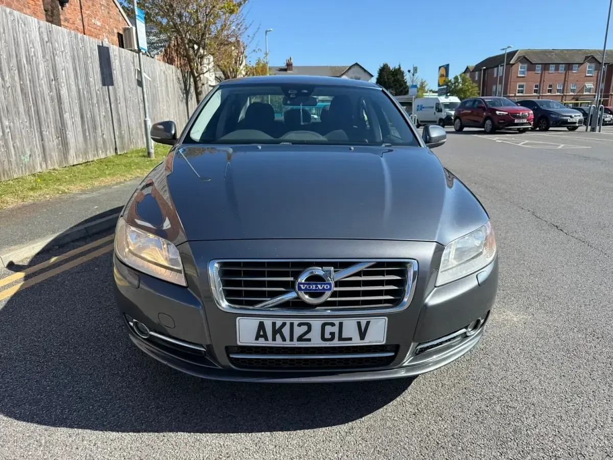 Used Volvo S80 SE 163 HP (119 kW) 2012 Grey Sedan