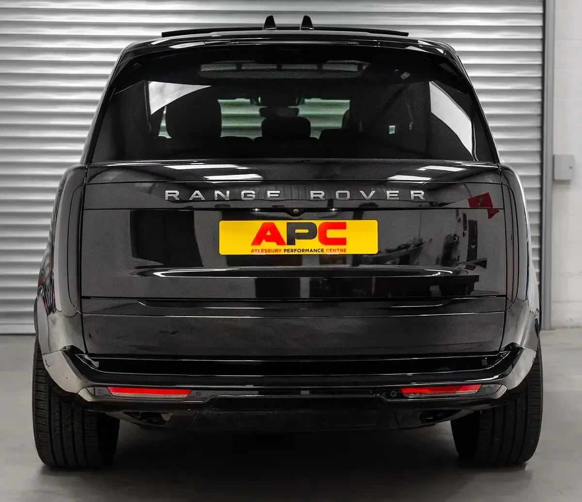 Used Land Rover Range Rover SE 2023 Black SUV