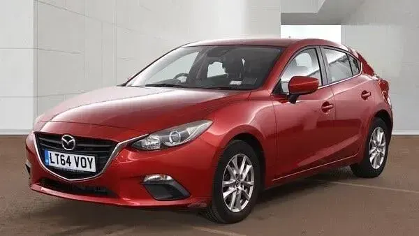 Used Mazda 3 120 HP (88 kW) 2014 Red Hatchback