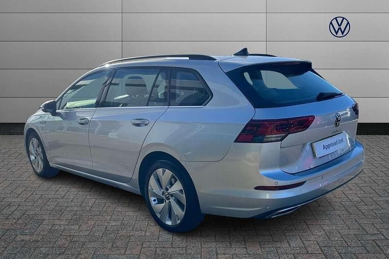 Used VW Golf VIII Style 148 HP (108 kW) 2021 Silver Estate