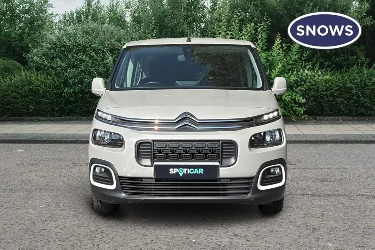 Used Citroën Berlingo Flair 127 HP (93 kW) 2020 Brown MPV