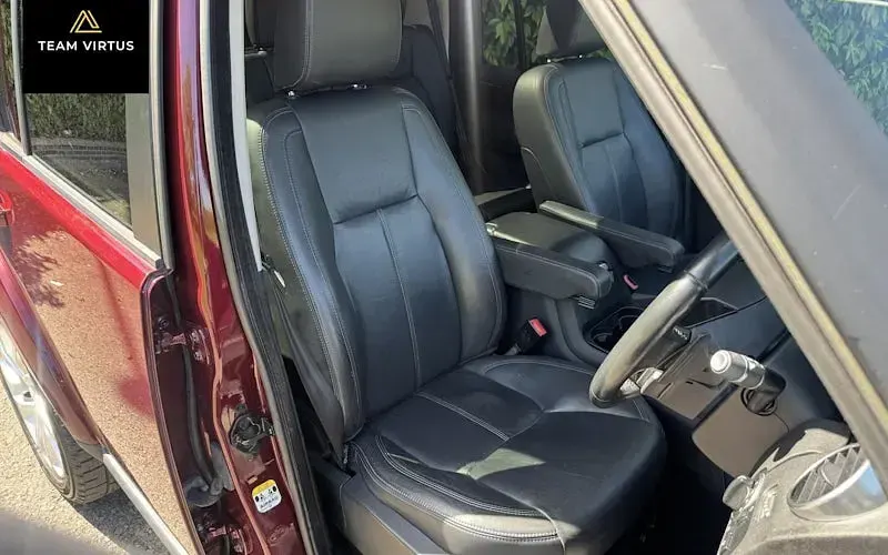 Used Land Rover Discovery 4 HSE 256 HP (188 kW) 2015 SUV