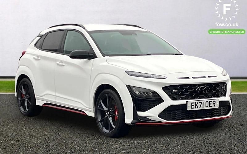 White Used 2022 Hyundai Kona SUV | £21,299 - Image 1/4