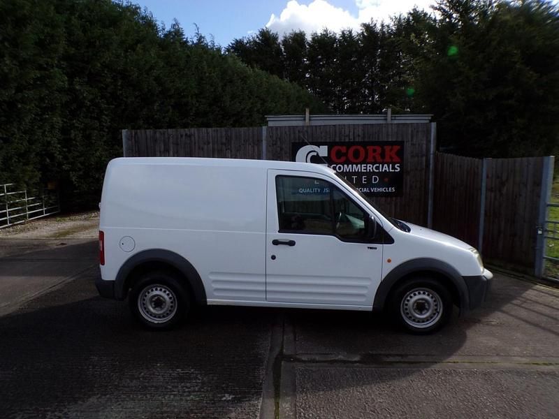 Używany Ford Transit Connect 75 KM (55 kW) 2007 Biały Minivan