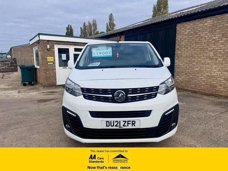 Used Vauxhall Vivaro Sportive 100 HP (73 kW) 2021 White MPV