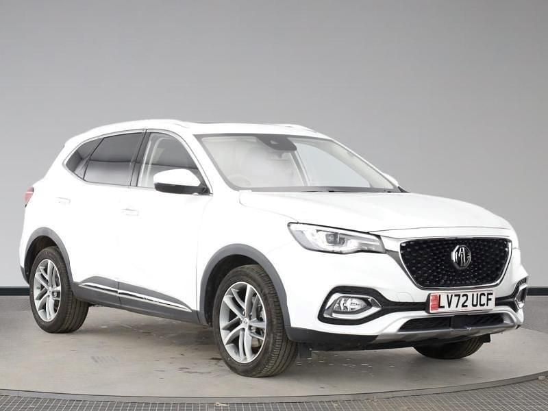 White Used 2022 MG HS Exclusive SUV | £15,490 (Good price) - Image 1/4