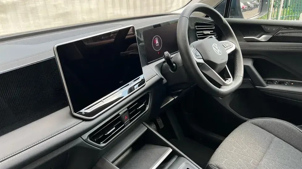 Usado VW Tiguan Match 204 HP (150 kW) 2025 Azul SUV