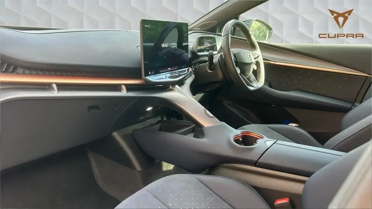 Usado Cupra Tavascan VZ1 250 kW (340 HP) 2024 Azul SUV
