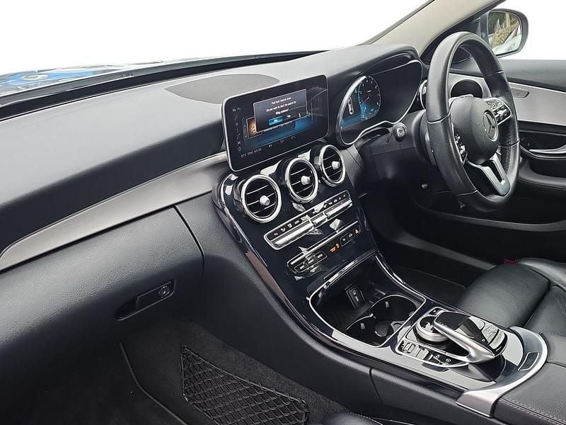 Used Mercedes C200 Premium 180 HP (132 kW) 2020 Grey Sedan