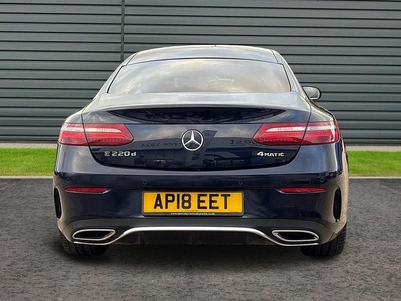 Used Mercedes E220 AMG line 194 HP (142 kW) 2018 Blue Coupe