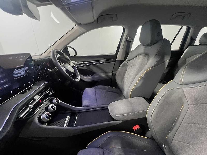 Used Skoda Kodiaq SE 110 HP (80 kW) 2025 Black magic pearl effect SUV