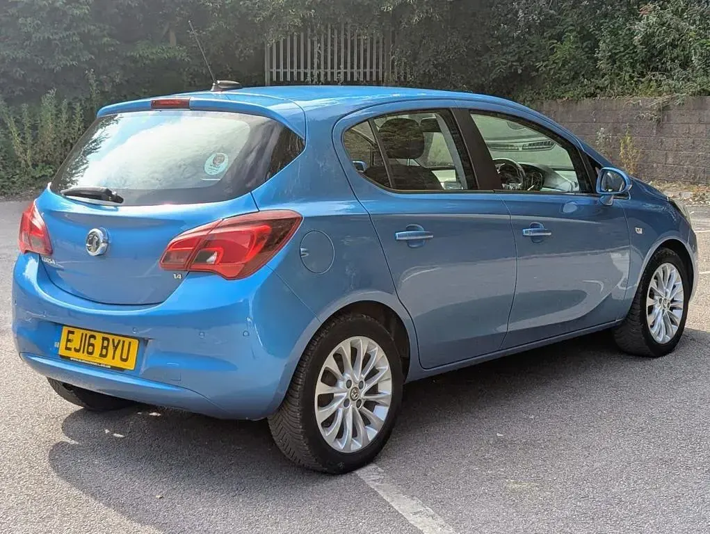 Used Vauxhall Corsa 90 HP (66 kW) 2016 Blue Hatchback