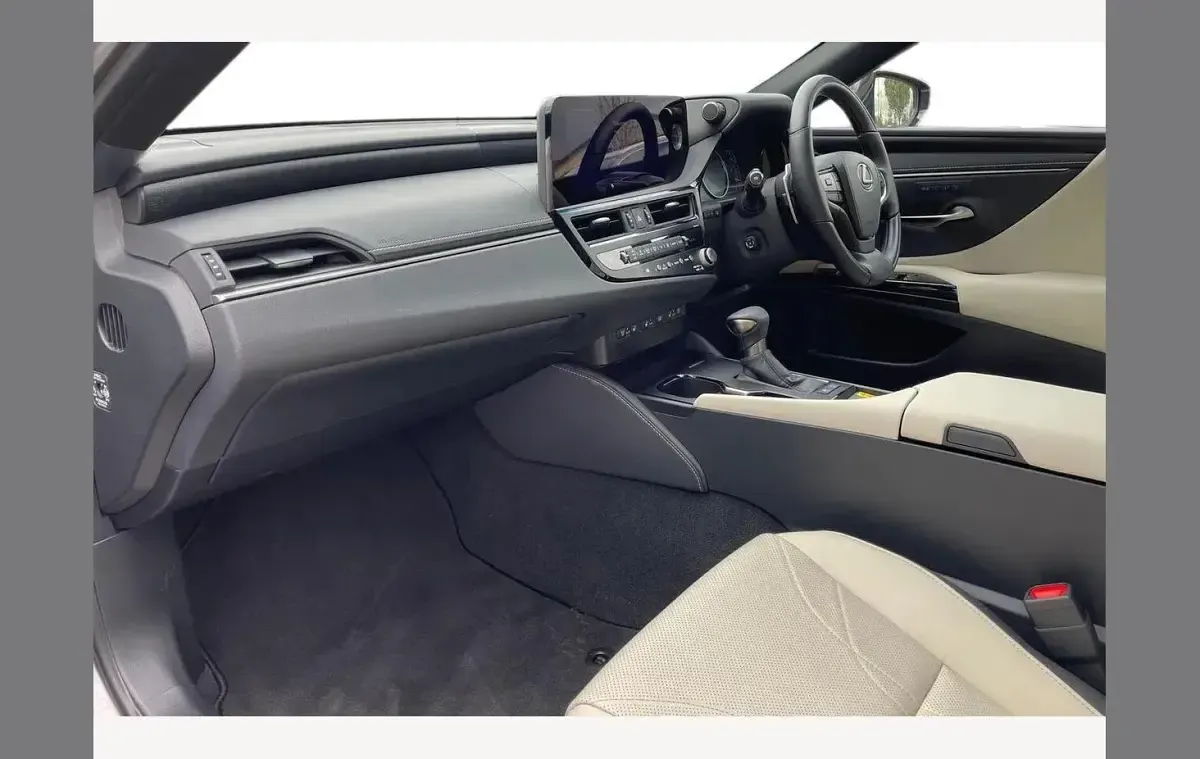 Used Lexus ES300H 218 HP (160 kW) 2026 Sonic titanium Sedan