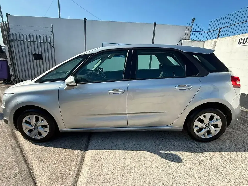 Used Citroën C4 Picasso VTR Sport 90 HP (66 kW) 2015 Silver MPV