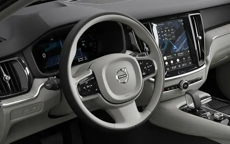 New Volvo V60 Ultra 334 HP (245 kW) 2025 Aurora silver Estate