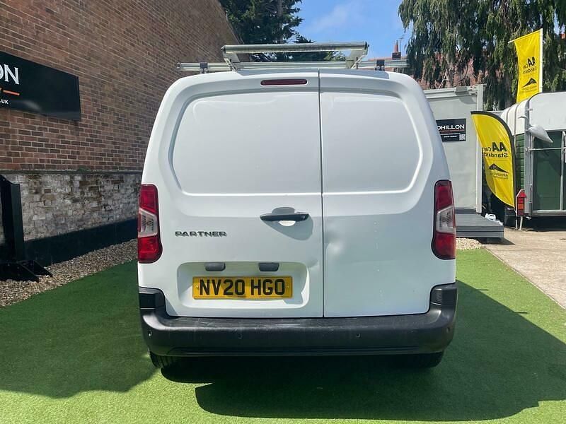 Used Peugeot Partner 2020 White MPV