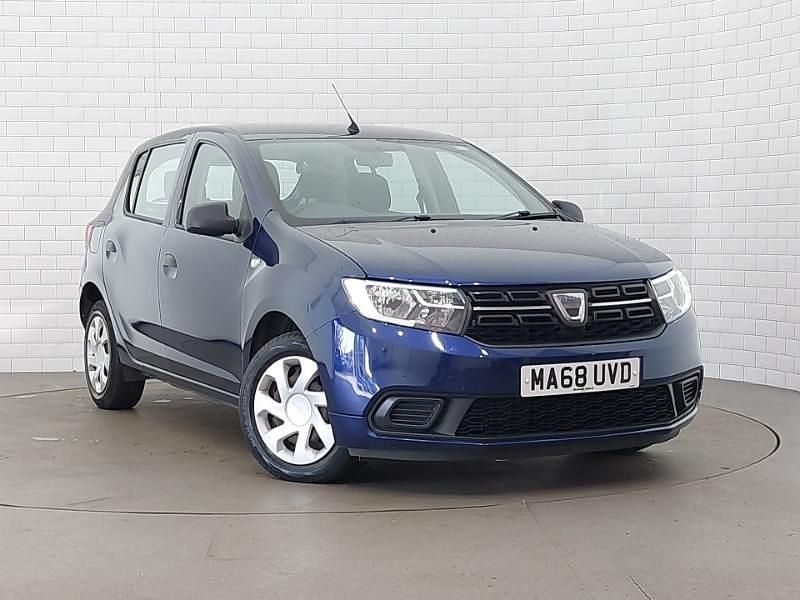 Used Dacia Sandero Essentiel 73 HP (53 kW) 2018 Blue Hatchback