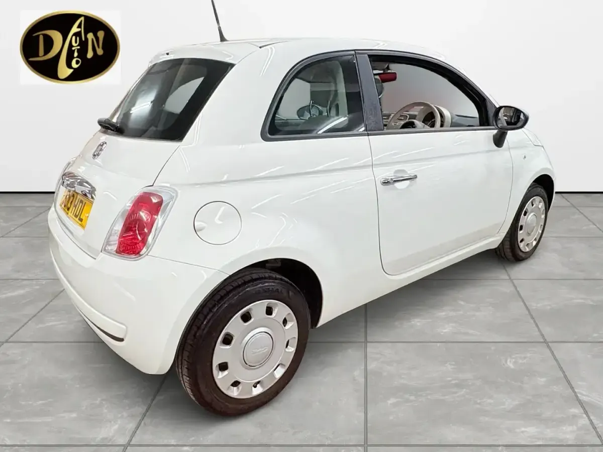 Used Fiat 500 Pop 69 HP (50 kW) 2013 White Hatchback
