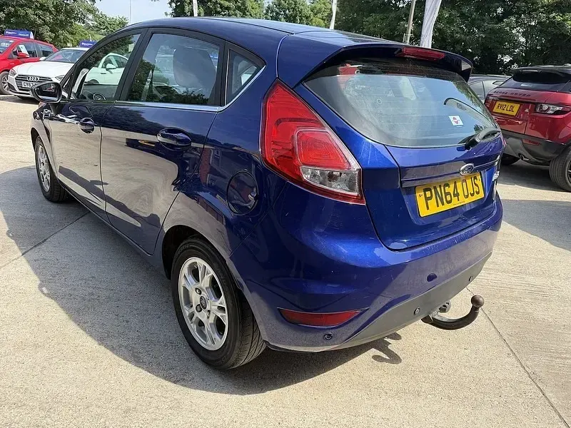 Used Ford Fiesta Zetec 95 HP (69 kW) 2014 Blue Hatchback
