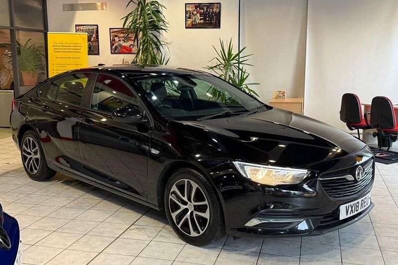 Used Vauxhall Insignia Design Edition 136 HP (100 kW) 2018