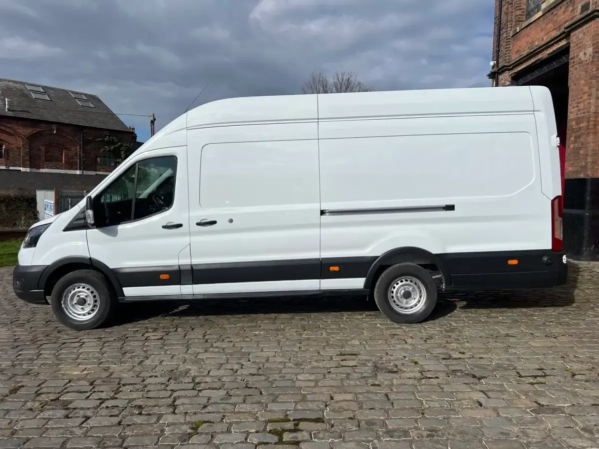 Usado Ford Transit 130 CV (95 kW) 2019 Blanco Van