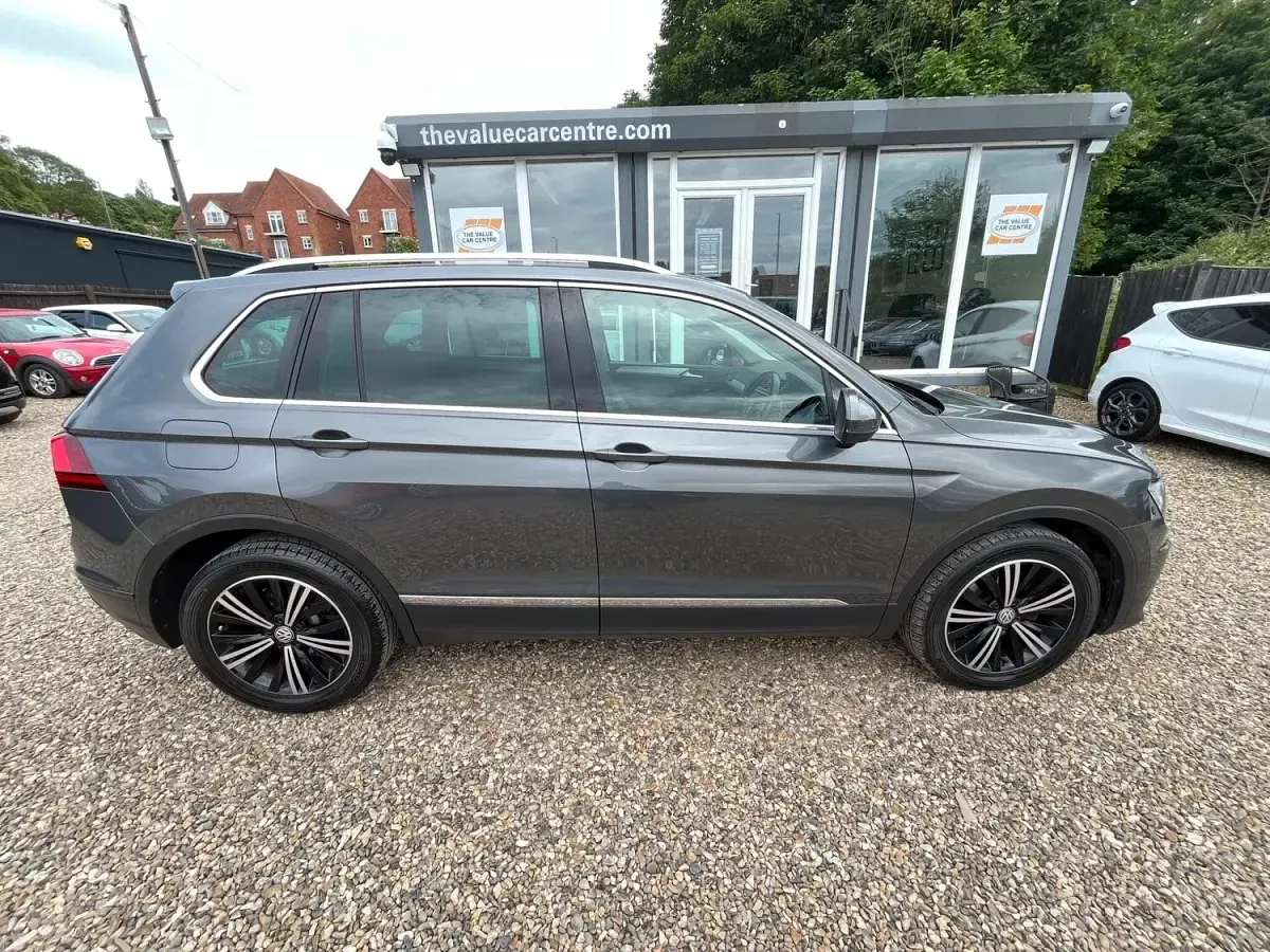 Used VW Tiguan SE 150 HP (110 kW) 2018 Grey SUV