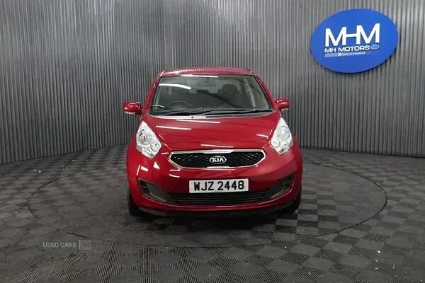 Used Kia Venga 90 HP (66 kW) 2014 Red Hatchback