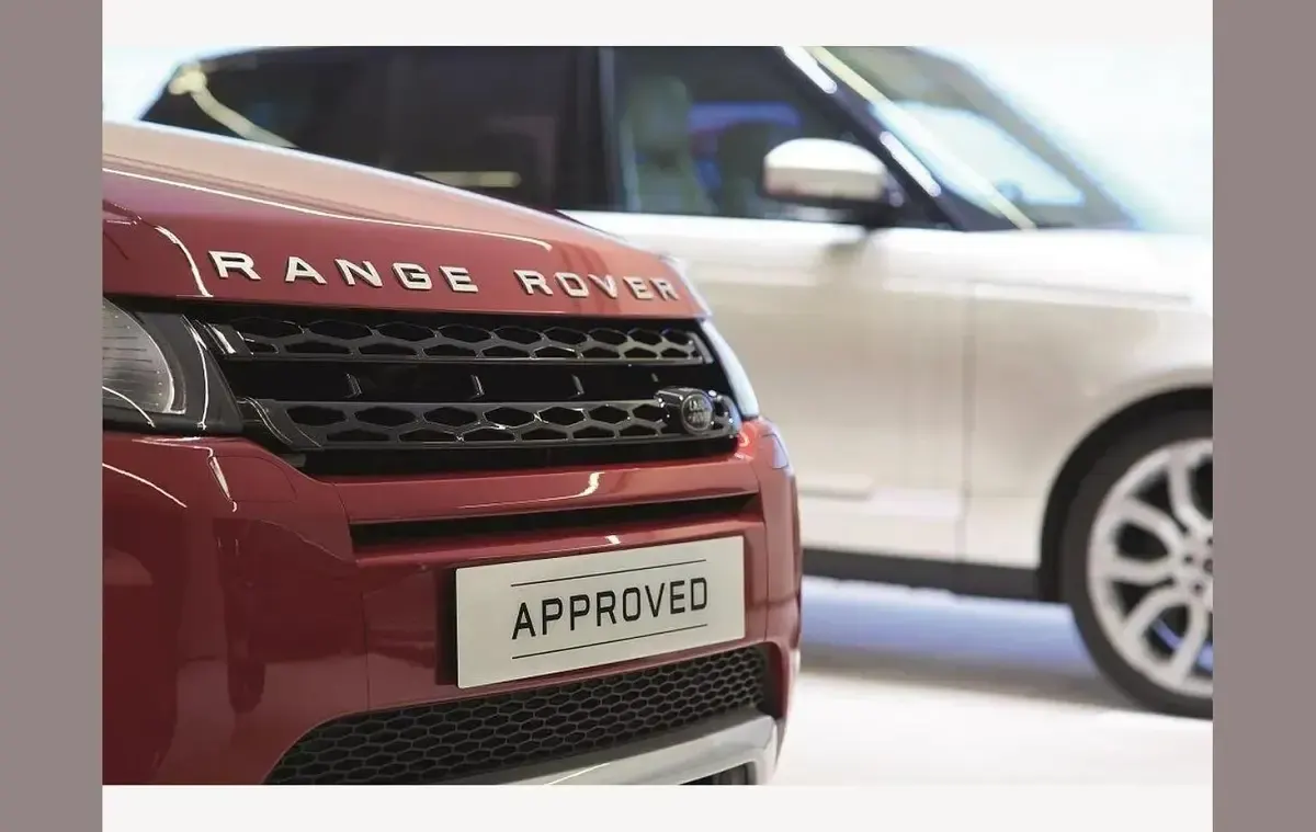 Used Land Rover Defender HSE Dynamic 245 HP (180 kW) 2026 Grey SUV
