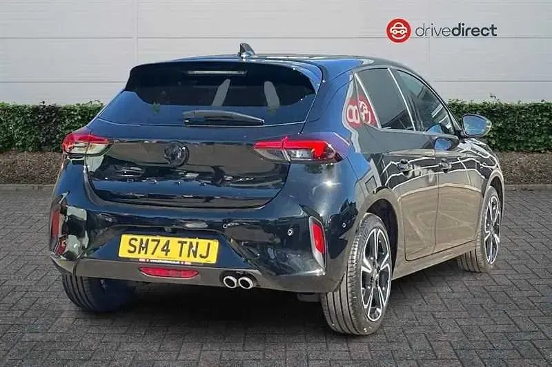 Second-hand Vauxhall Corsa Ultimate 130 CP (95 kW) 2024 Negru Hatchback
