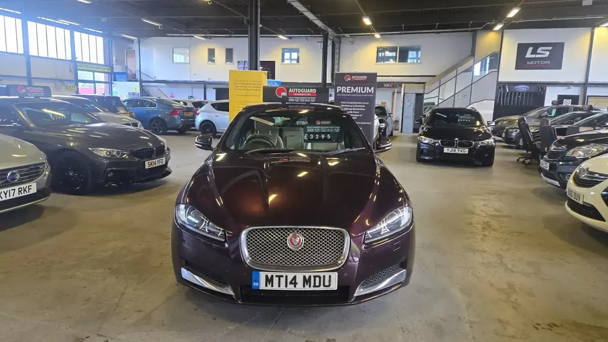 Used Jaguar XF Luxury 2014 Red Sedan