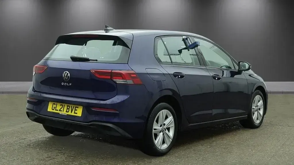 Used VW Golf VII S 150 HP (110 kW) 2021 Blue Hatchback