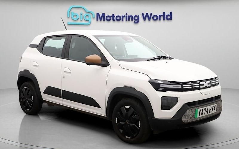Used Dacia Spring Extreme 47 kW (65 HP) 2025 White Hatchback