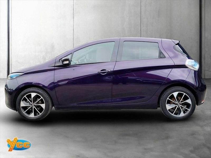 Used Renault Zoe Dynamique 78 kW (107 HP) 2018 Purple Hatchback