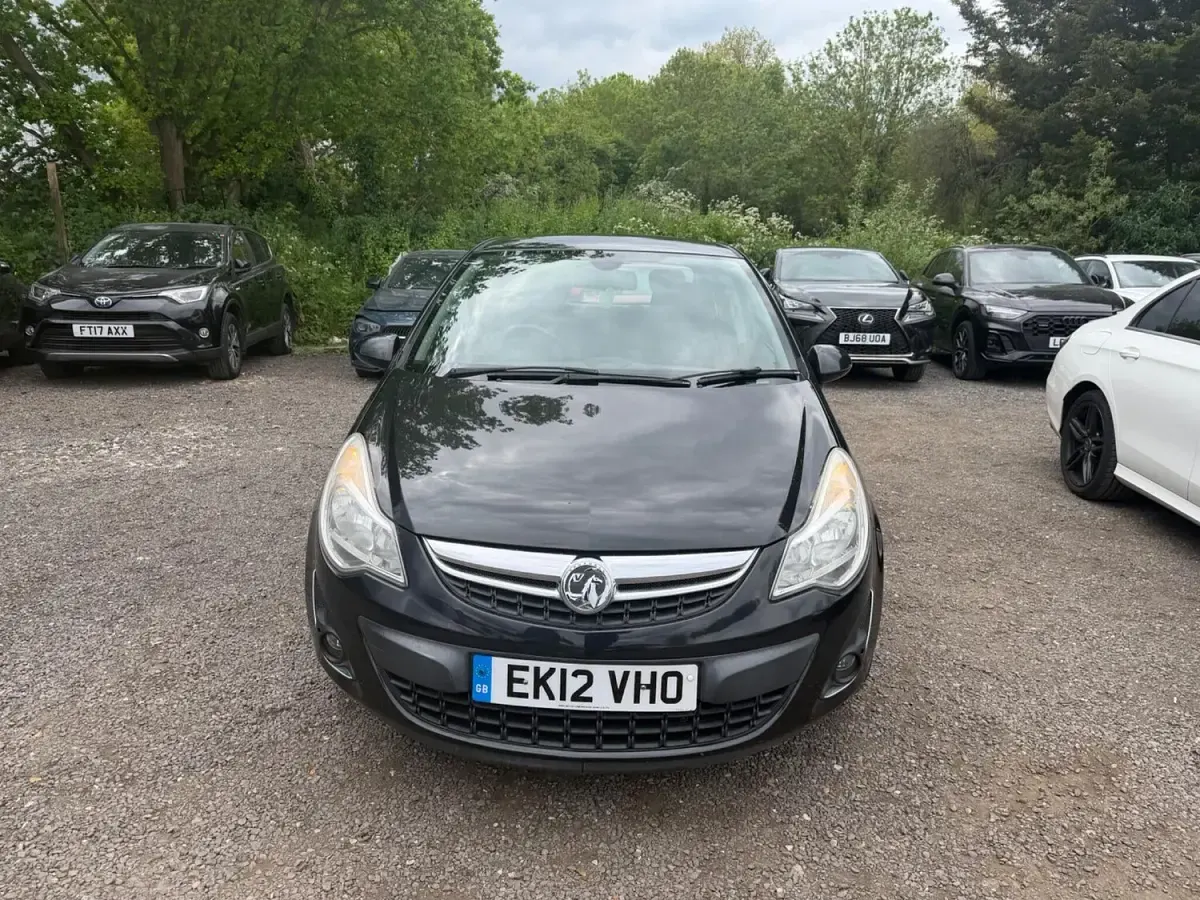 Used Vauxhall Corsa 90 HP (66 kW) 2012 Black Hatchback