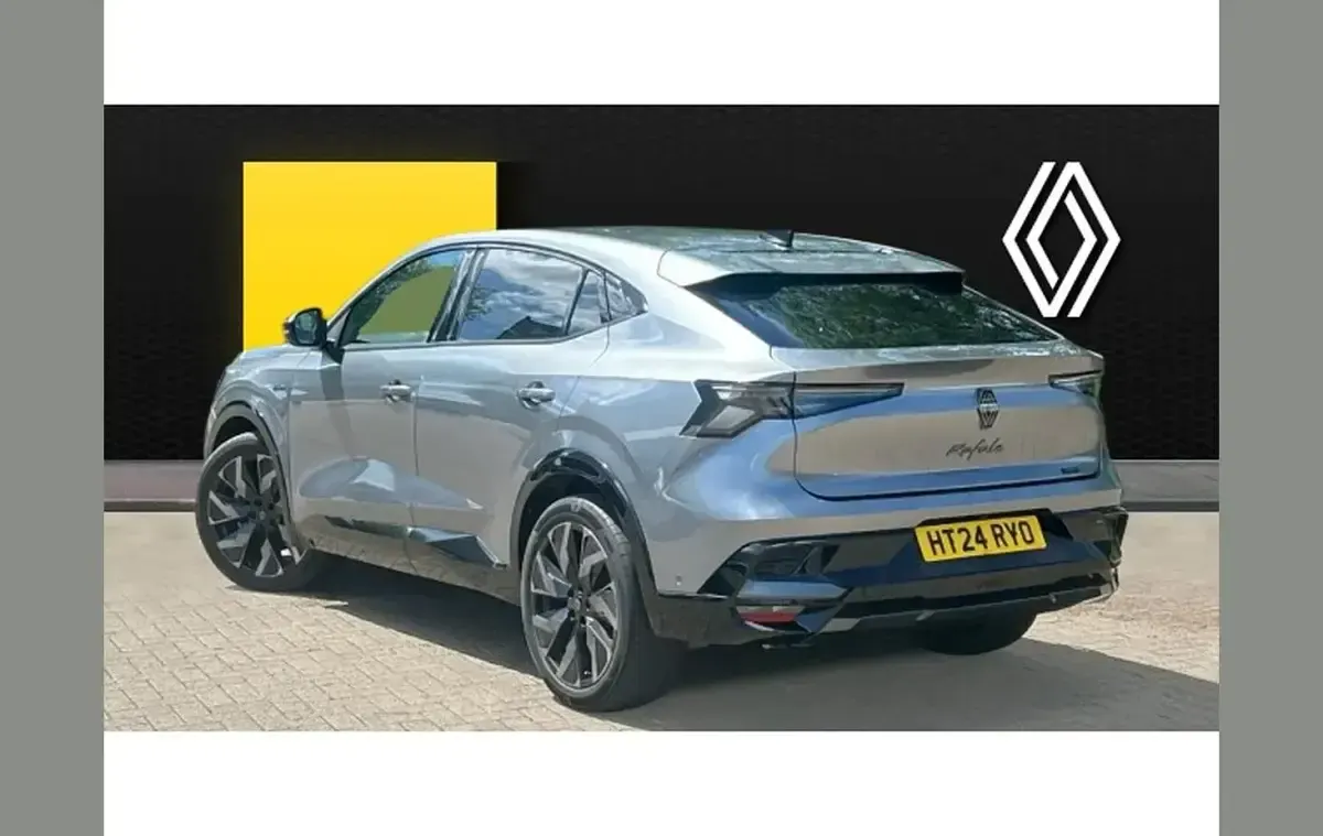 Used Renault Rafale Techno Esprit Alpine 200 HP (147 kW) 2024 Grey SUV