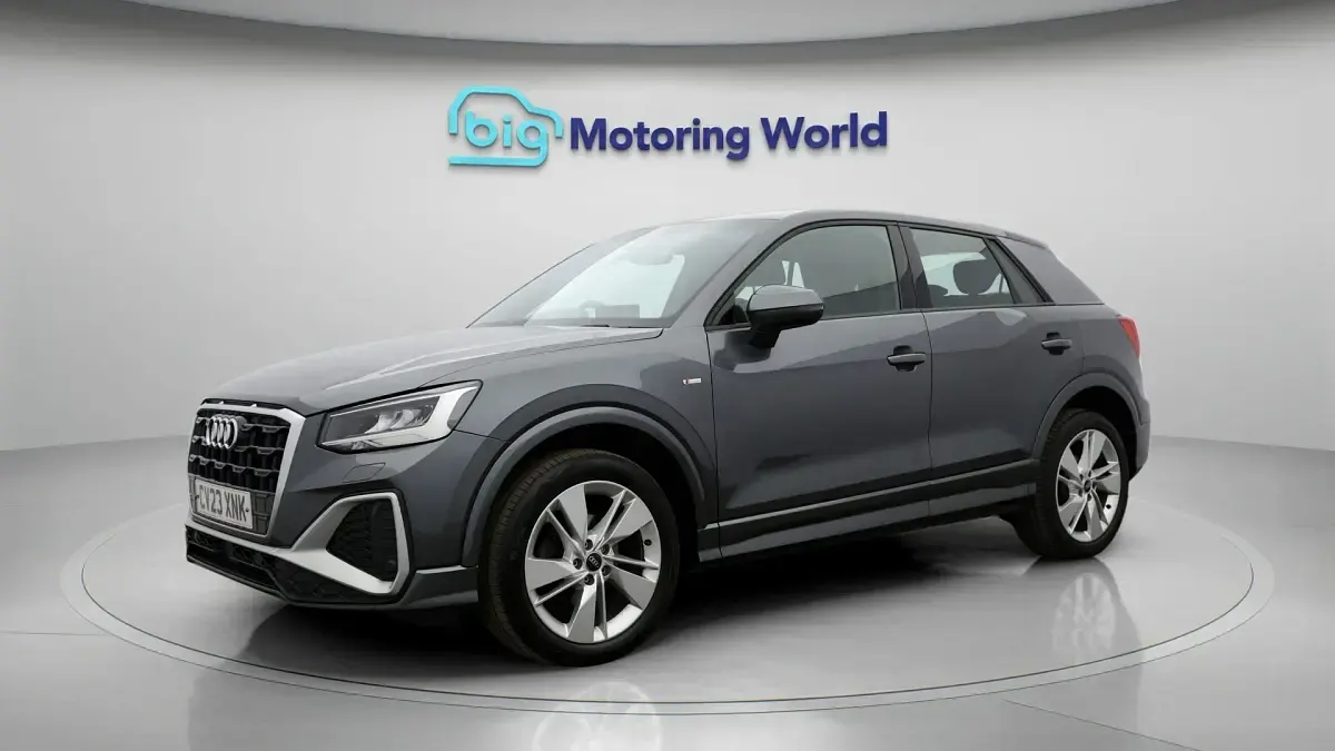 Used Audi Q2 S-Line 150 HP (110 kW) 2023 Grey SUV