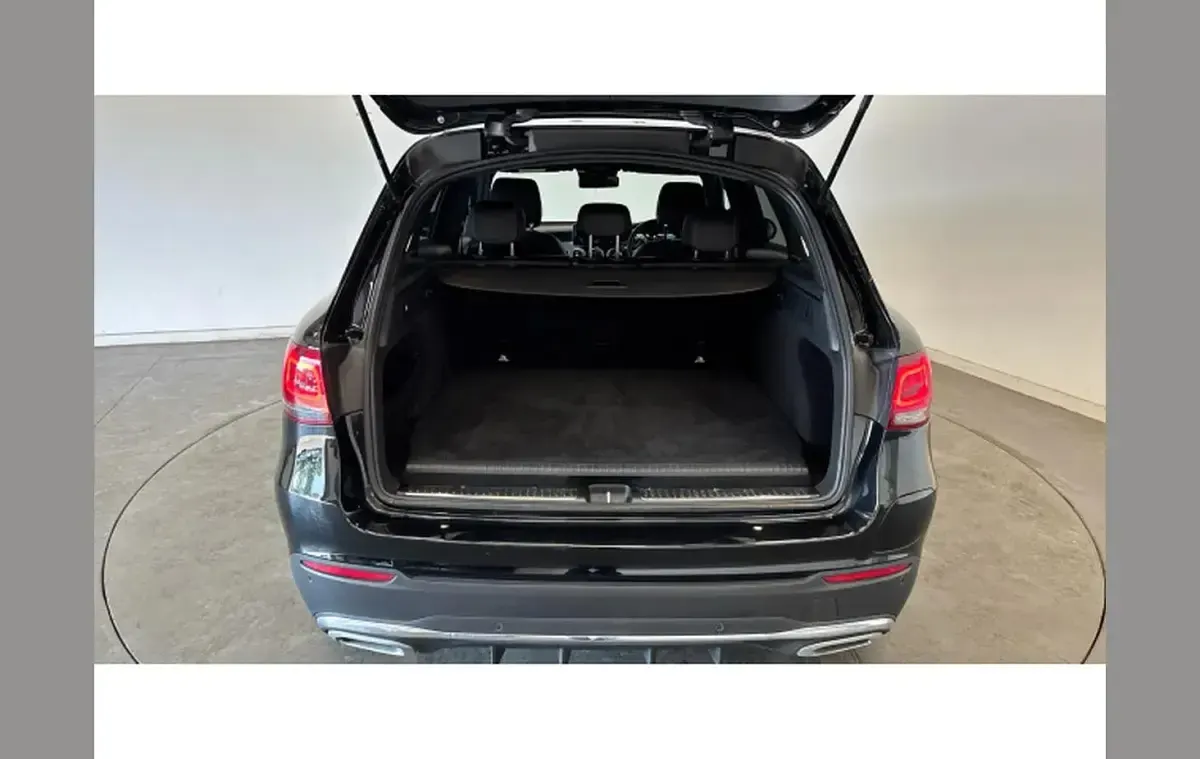 Used Mercedes GLC300de AMG Line Premium 301 HP (221 kW) 2021 Black SUV
