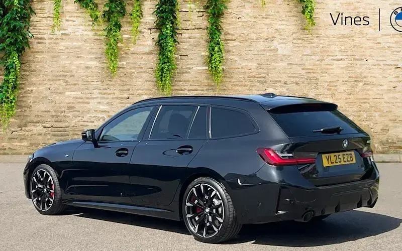 Used BMW 320 M Sport 184 HP (135 kW) 2025 Black Estate
