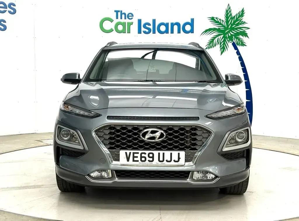 Used Hyundai Kona Premium 120 HP (88 kW) 2020 Silver SUV
