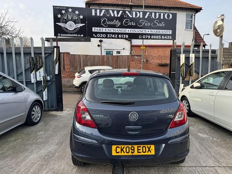 Used Vauxhall Corsa Club 89 HP (65 kW) 2009 Blue Hatchback