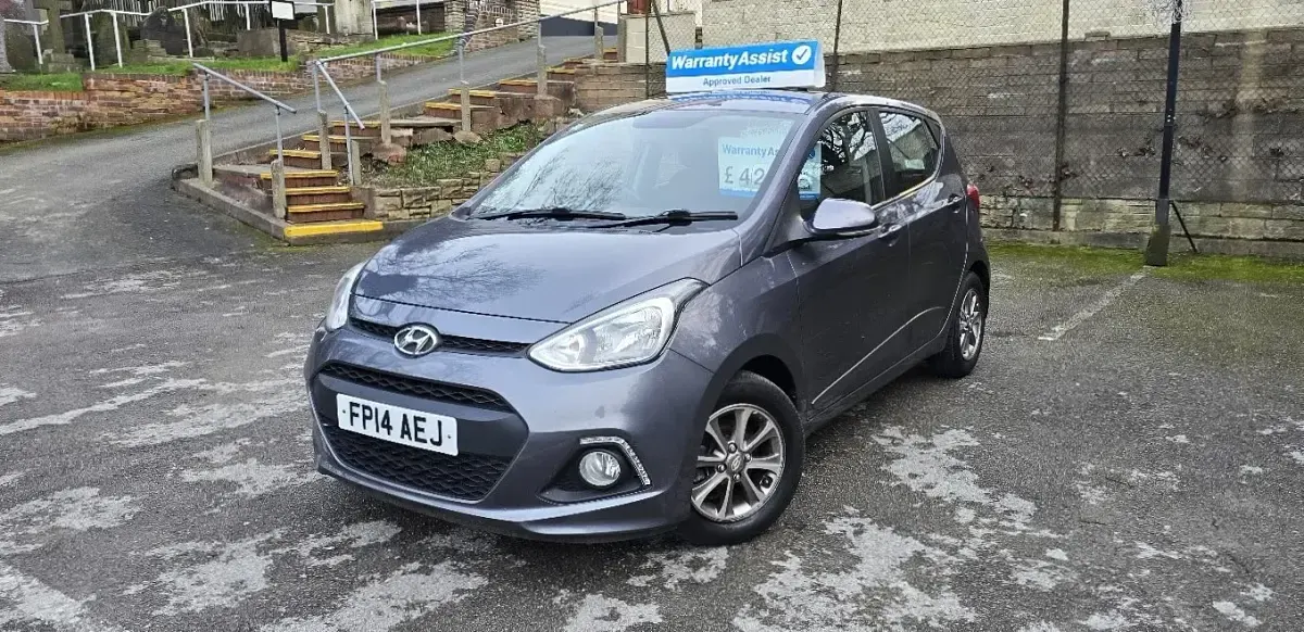 Usado Hyundai i10 Premium 2014 Gris Utilitario