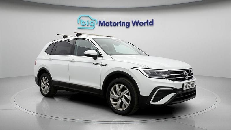 Used 2022 VW Tiguan Allspace S SUV | £21,300 (Fair price) - Image 1/4