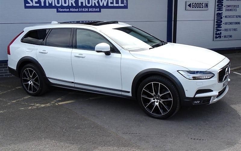 Used Volvo V90 CC Plus 190 HP (139 kW) 2020 Estate
