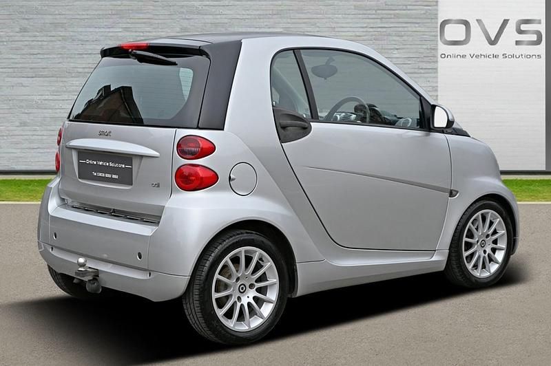 Used Smart ForTwo Coupé Passion 2011 Silver Coupe