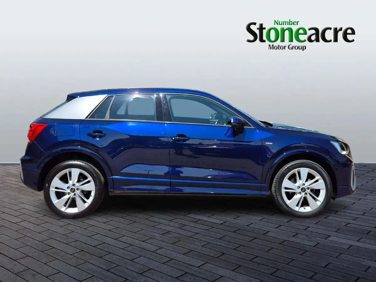 Used Audi Q2 S-Line 150 HP (110 kW) 2023 Blue SUV