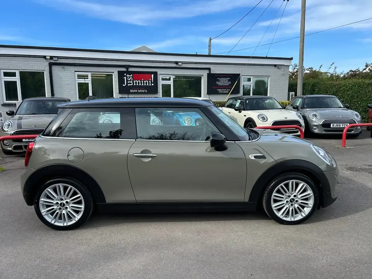 Used Mini Cooper Chili 2018 Grey Hatchback