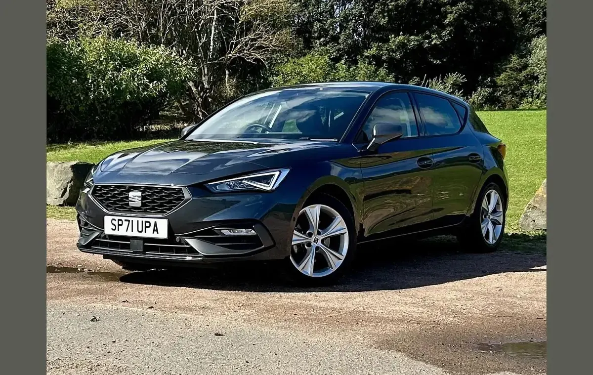 Used Seat Leon FR 148 HP (108 kW) 2021 Grey Hatchback