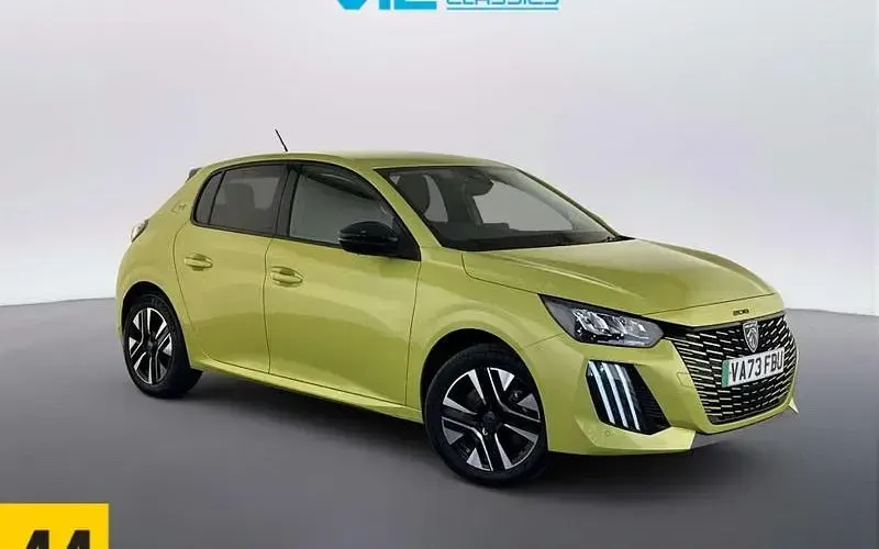 Second-hand Peugeot e-208 Style 100 kW (137 CP) 2023 Hatchback