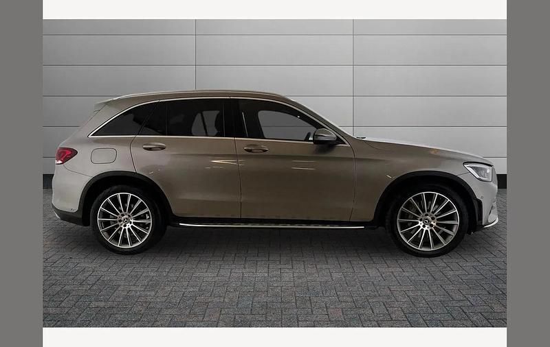 Used Mercedes GLC220 AMG Line Premium 191 HP (140 kW) 2020 Silver SUV