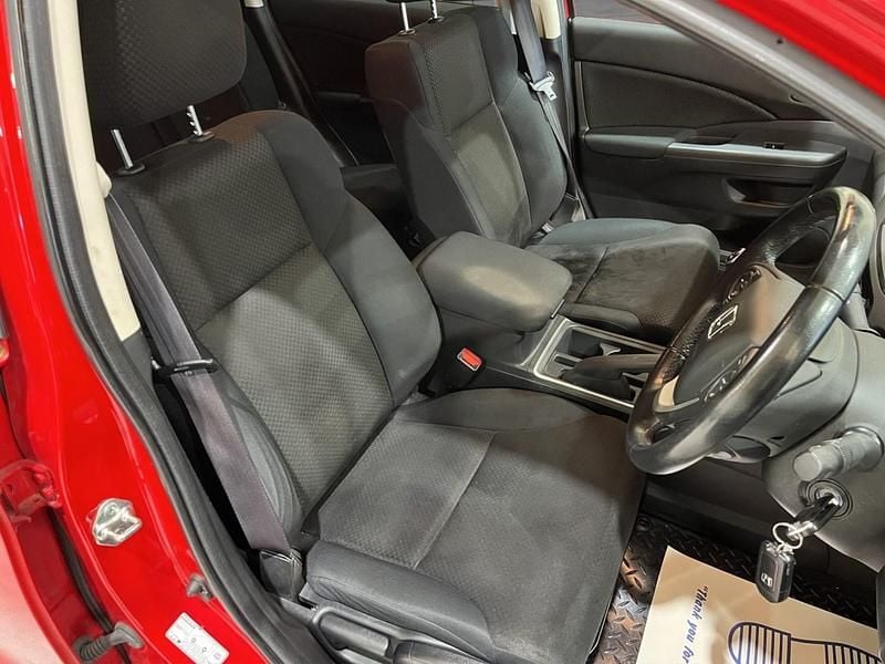 Used Honda CR-V SE Plus 120 HP (88 kW) 2018 Red SUV